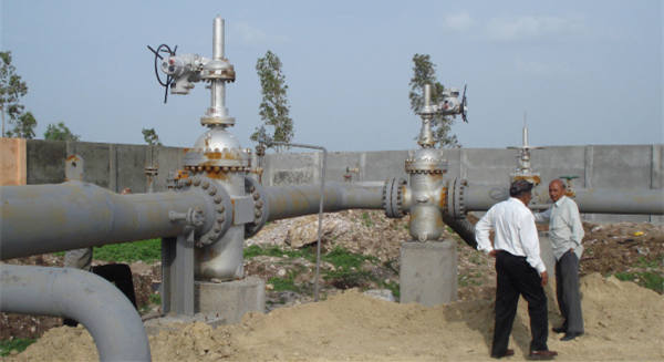 石油管道工程案例閘閥圖片